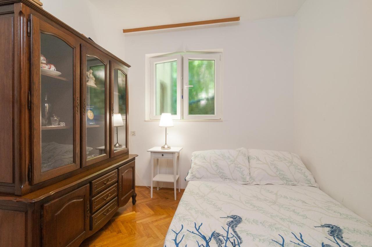 Apartment Victoria Omiš Kültér fotó